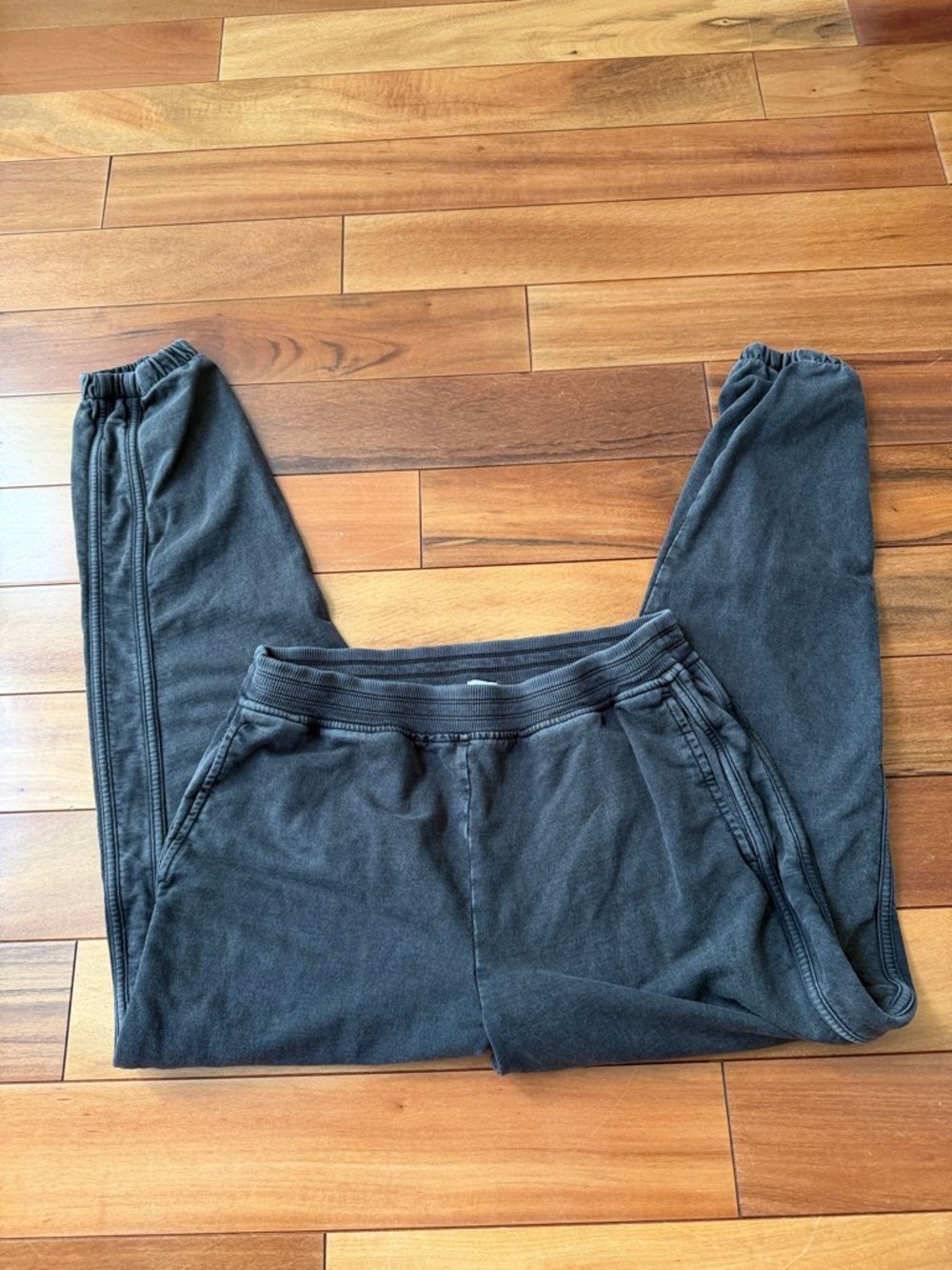 aerie Charcoal Joggers